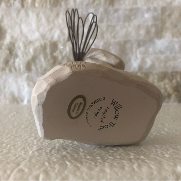 Willow Tree® Angel of Prayer Figurine - Picture 5 of 7